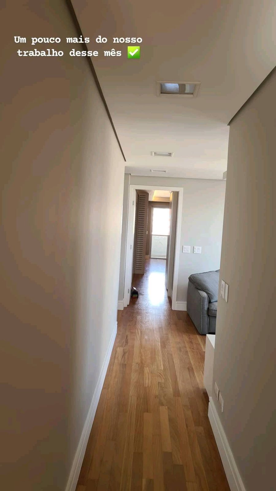 Detalhe de acabamento e reboco de parede